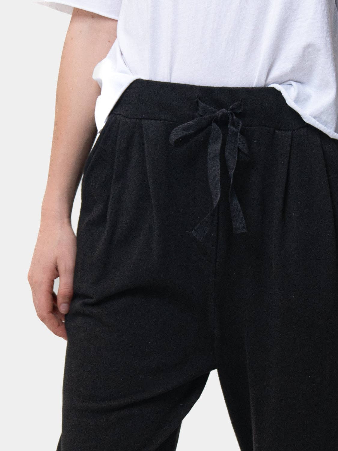 Baci Cropped Leg Elastic Tie Waist Joggers