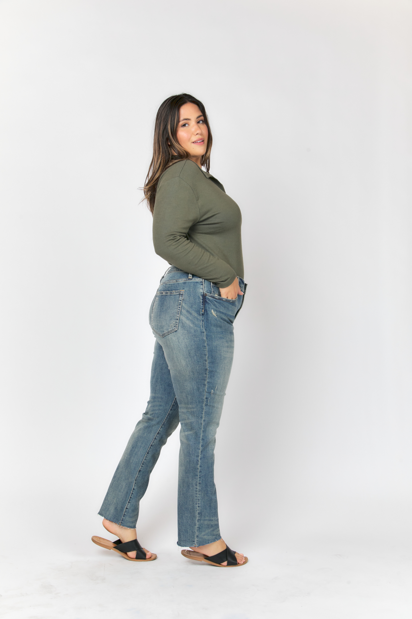 Crosby Mid Rise Relaxed Taper Jean