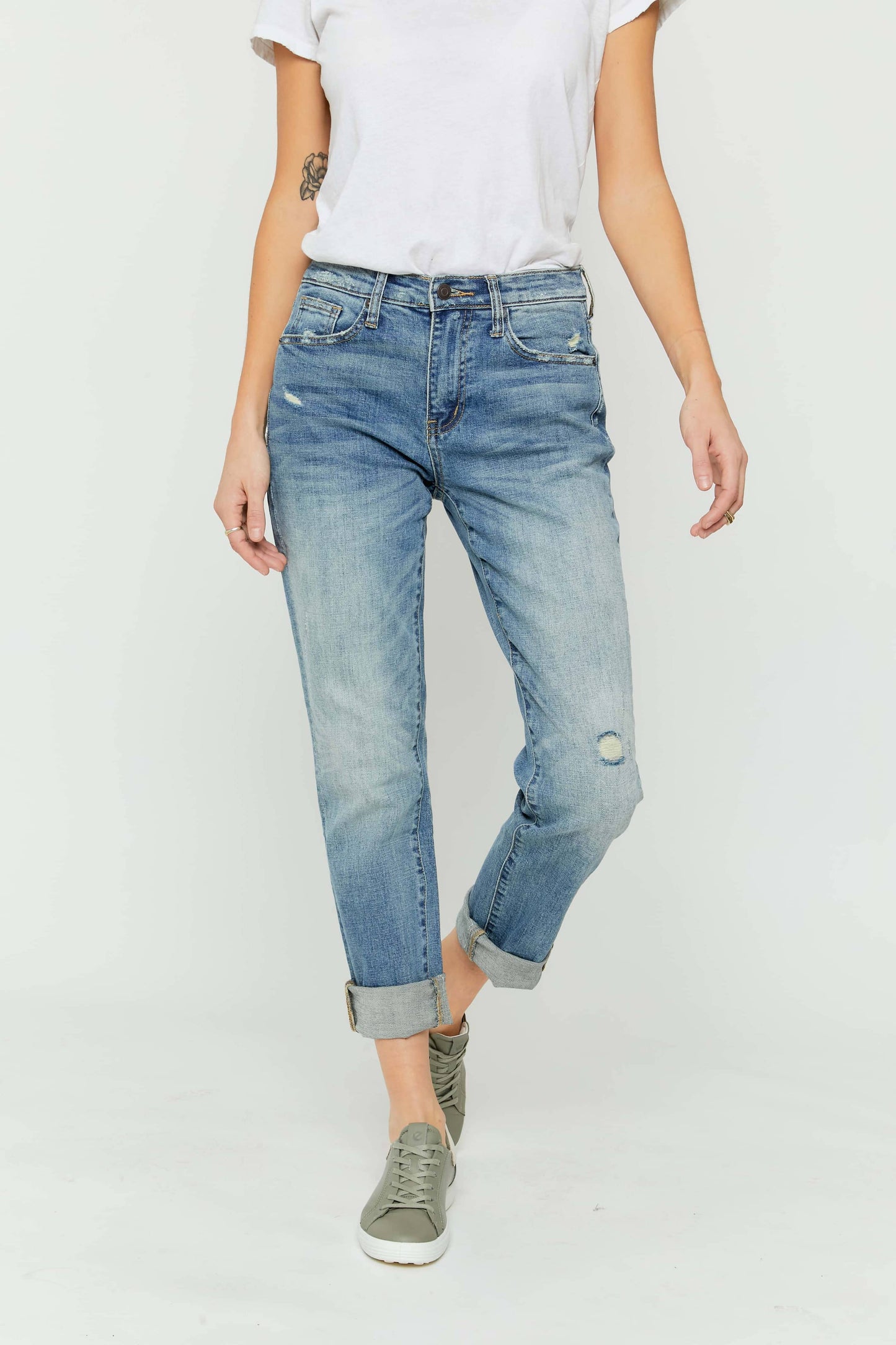 Crosby Mid Rise Relaxed Taper Jean
