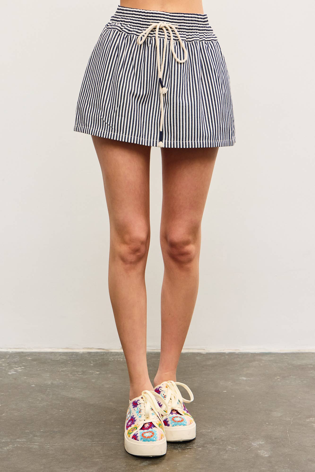 Red/white stripped skort