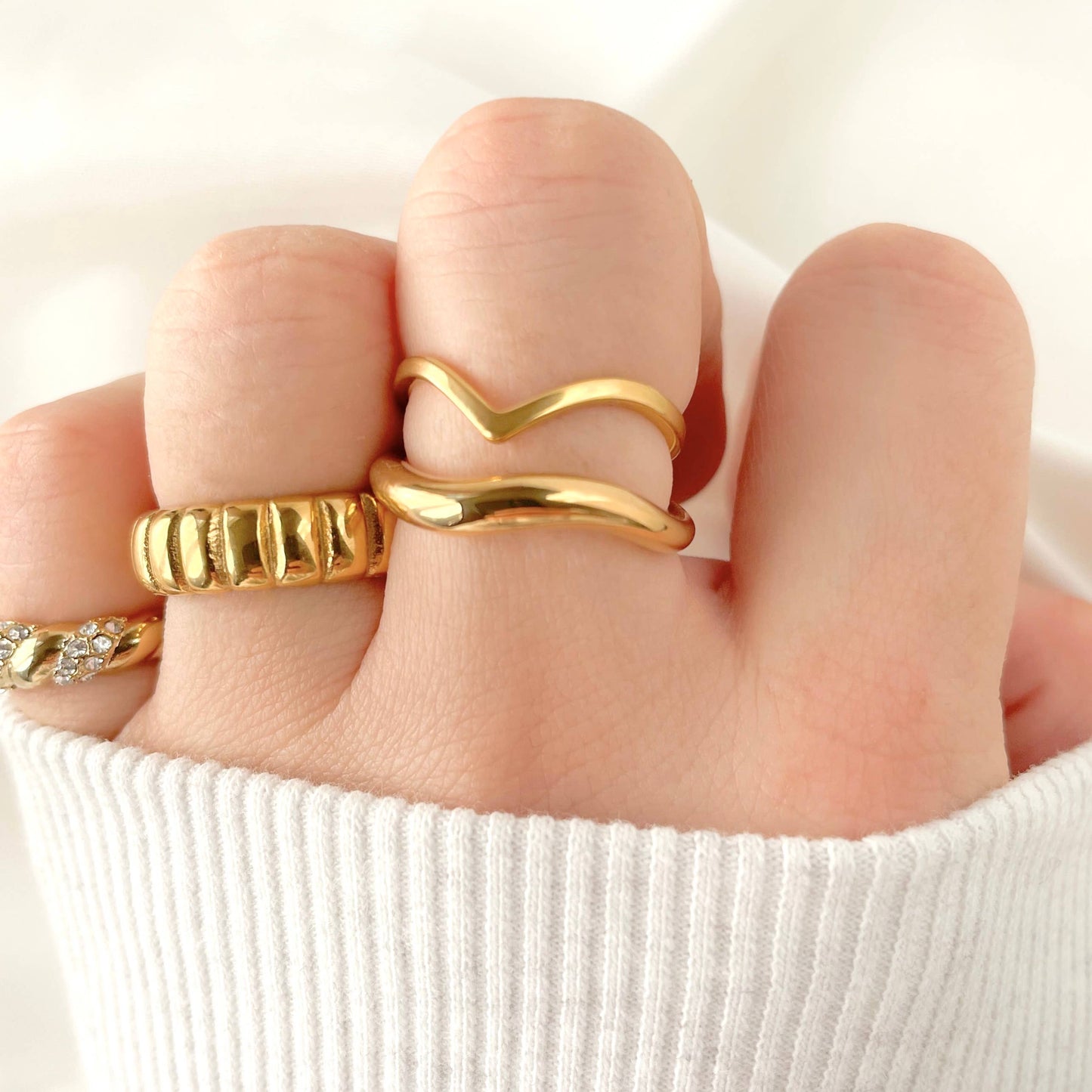 Puffy Ribbed Ring