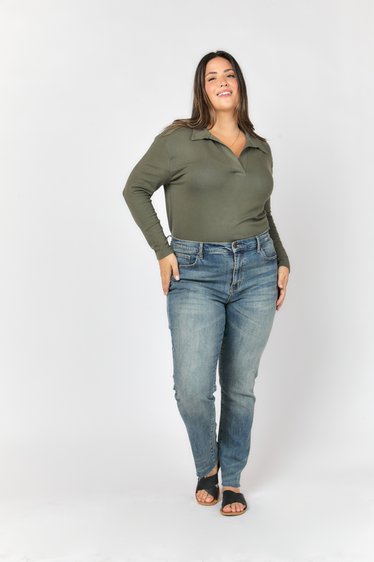 Crosby Mid Rise Relaxed Taper Jean