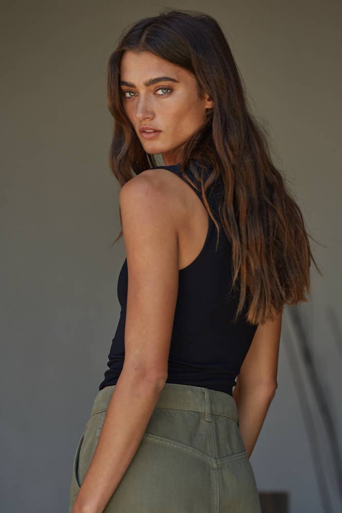 Layered Seamless Tank