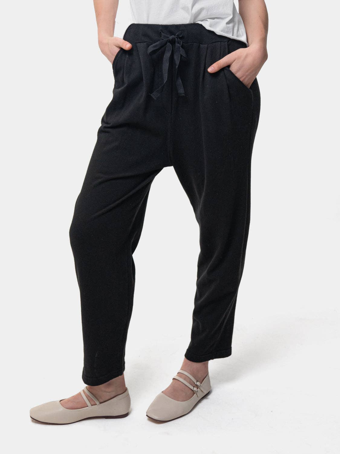 Baci Cropped Leg Elastic Tie Waist Joggers