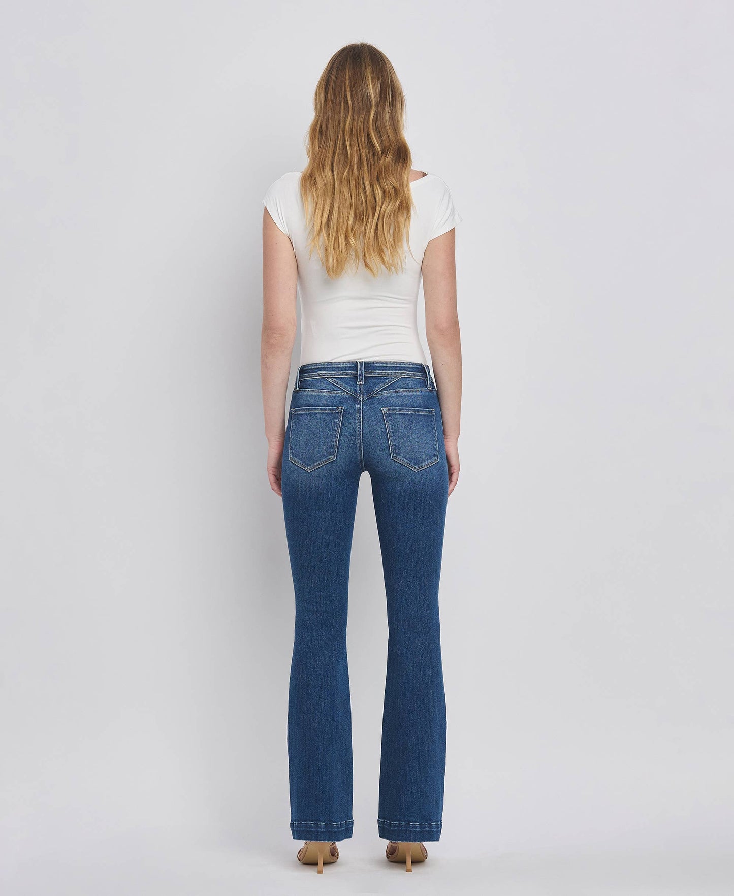 LOW RISE BACK YOKE BOOTCUT JEANS
