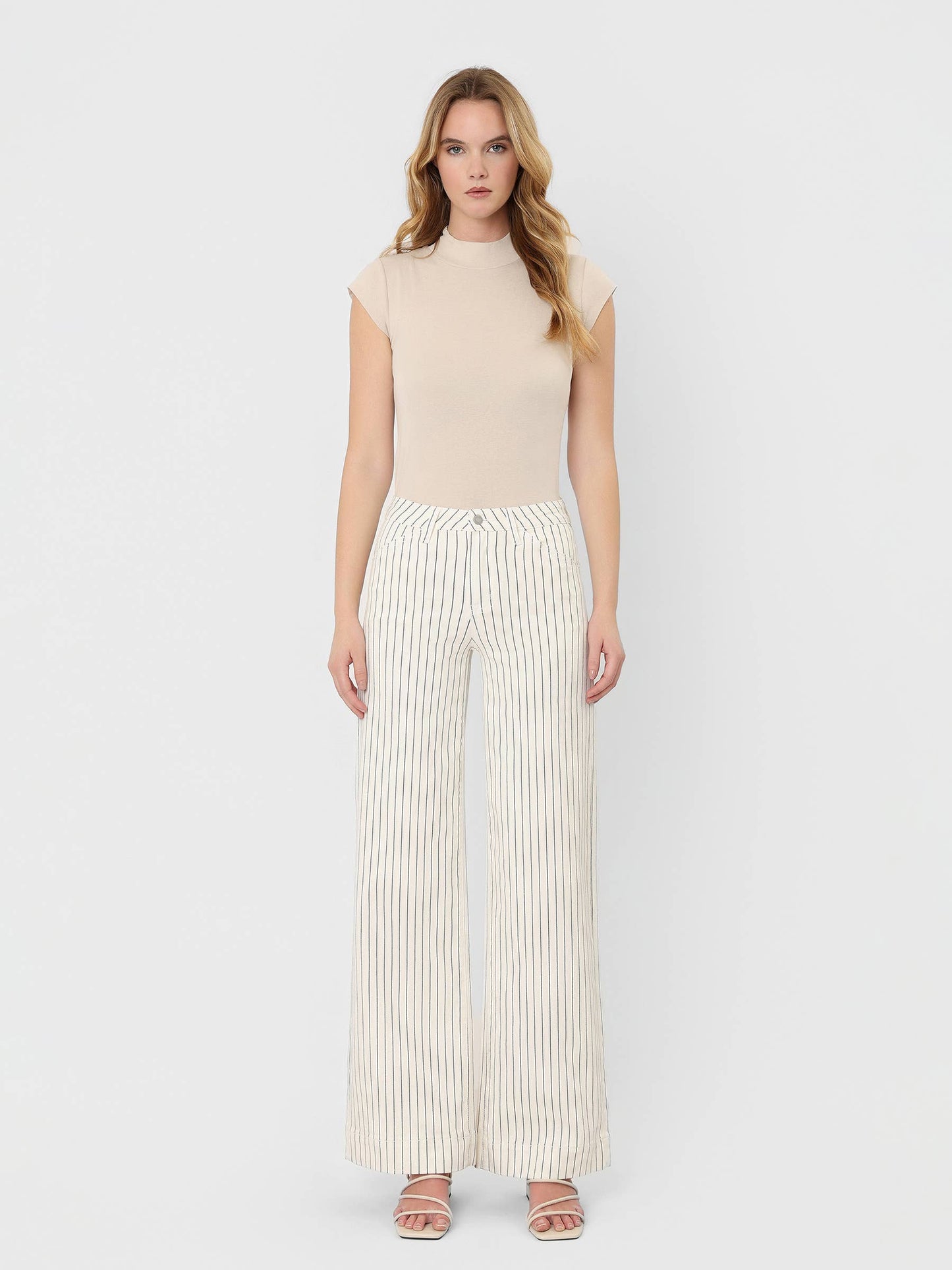 Stripped Wide Leg Jean