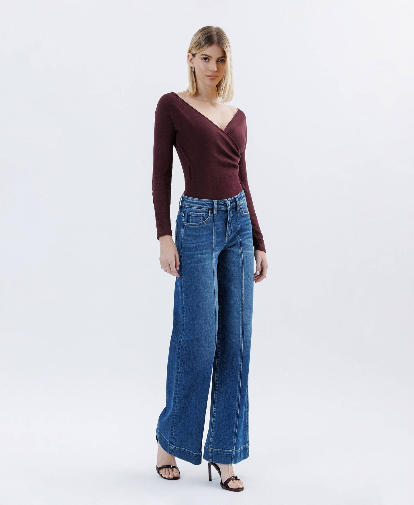 HIGH RISE TROUSER HEM EXTREME WIDE LEG