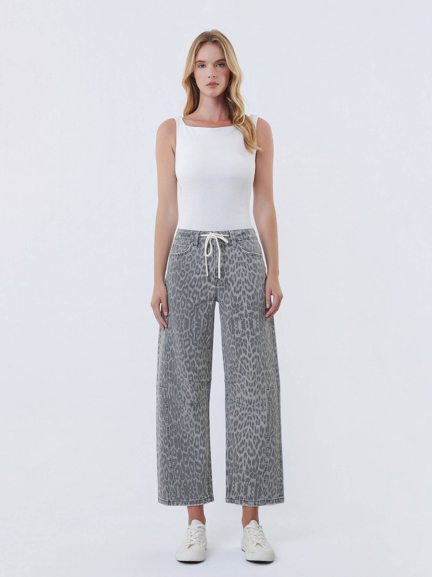GREY LEOPARD BARREL JEANS