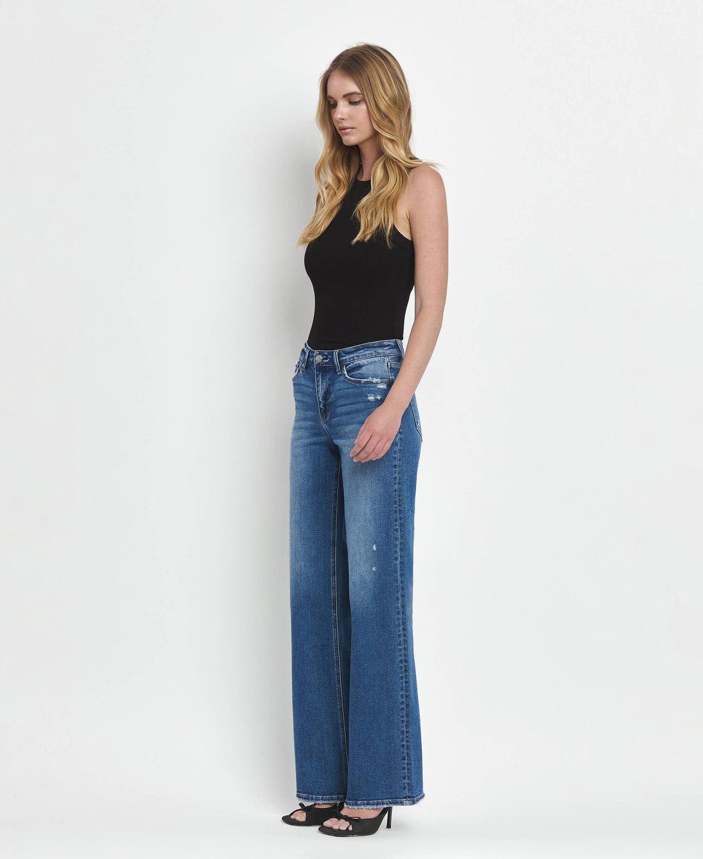 OLIVIA - MID RISE JEANS