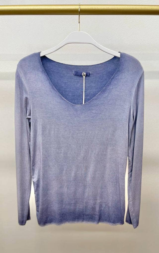MINERAL WASH V-NECK