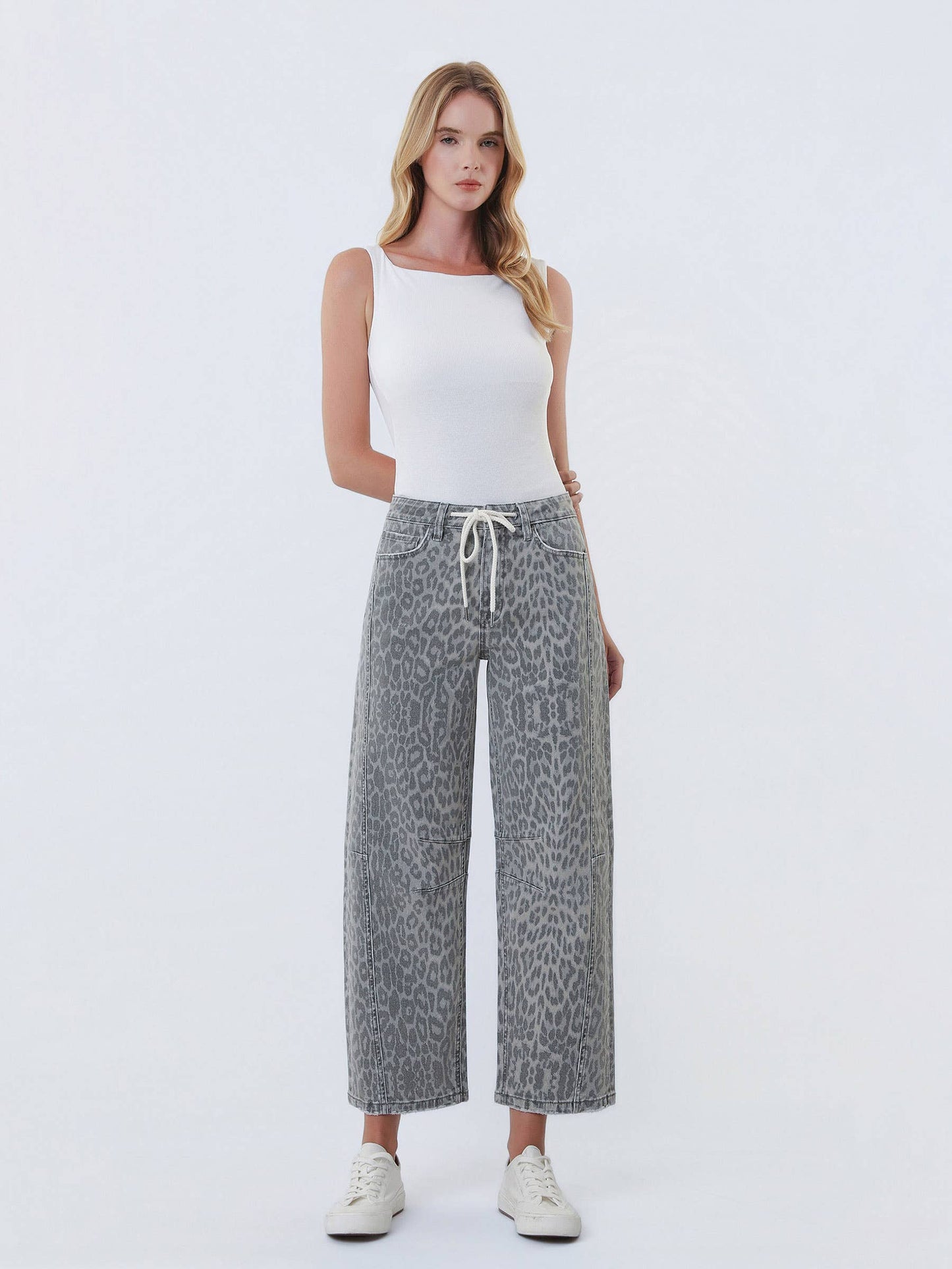 GREY LEOPARD BARREL JEANS