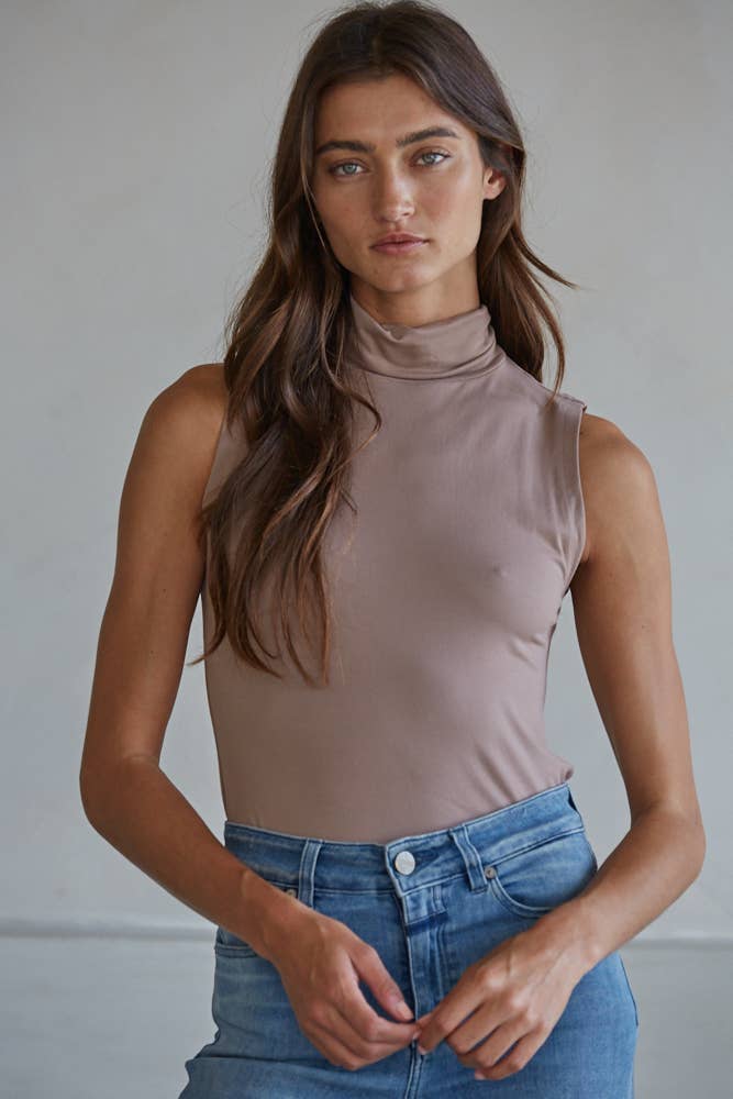 Knit Jersey Turtle Neck Sleeveless Top