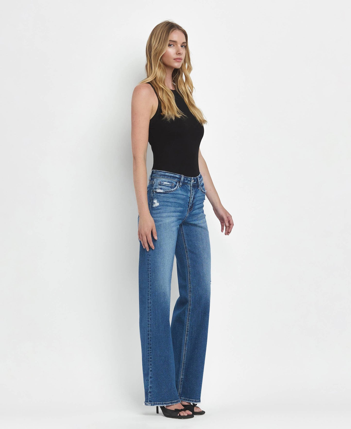 OLIVIA - MID RISE JEANS
