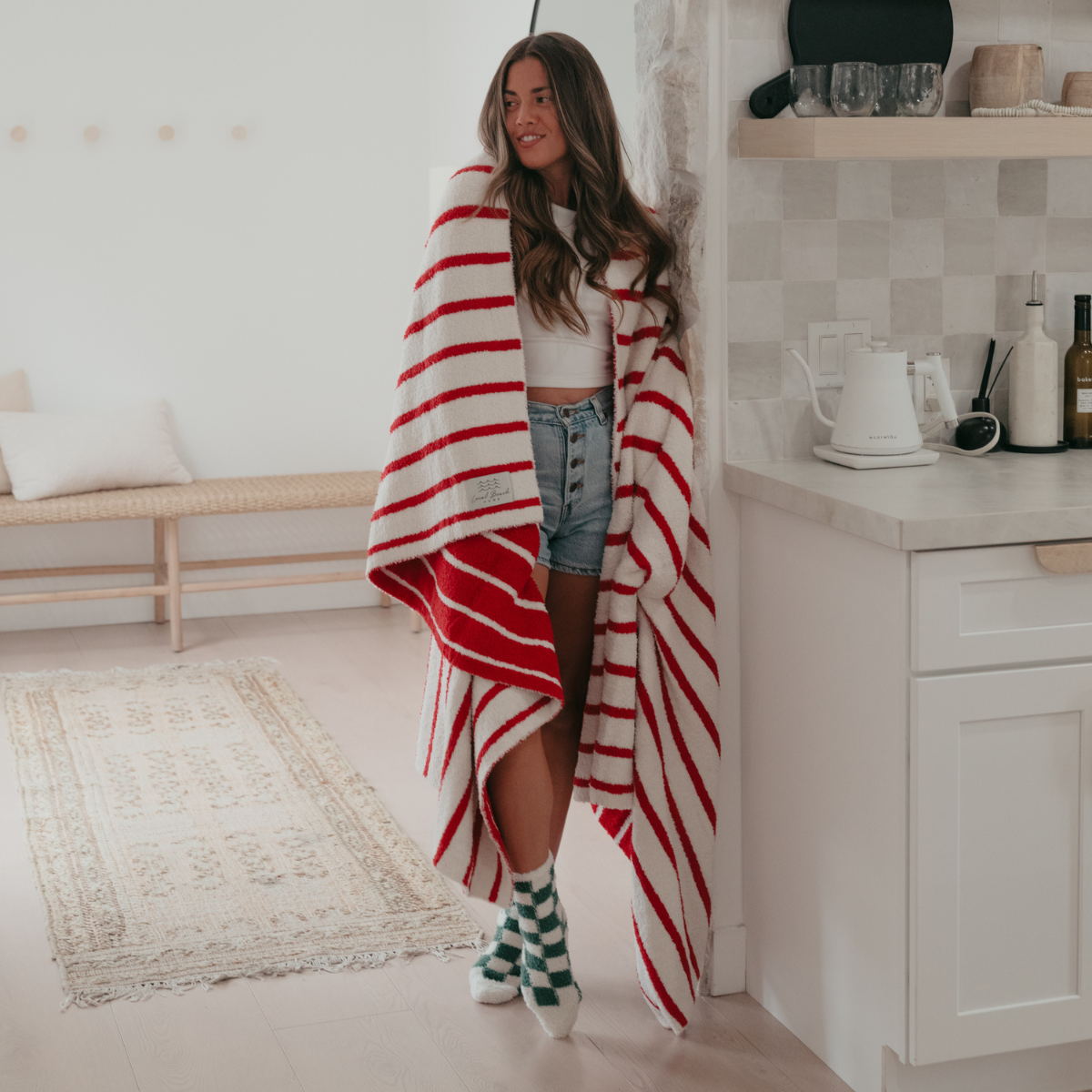 Red/Creme Holiday Stripe Cozy Luxe Home Blanket