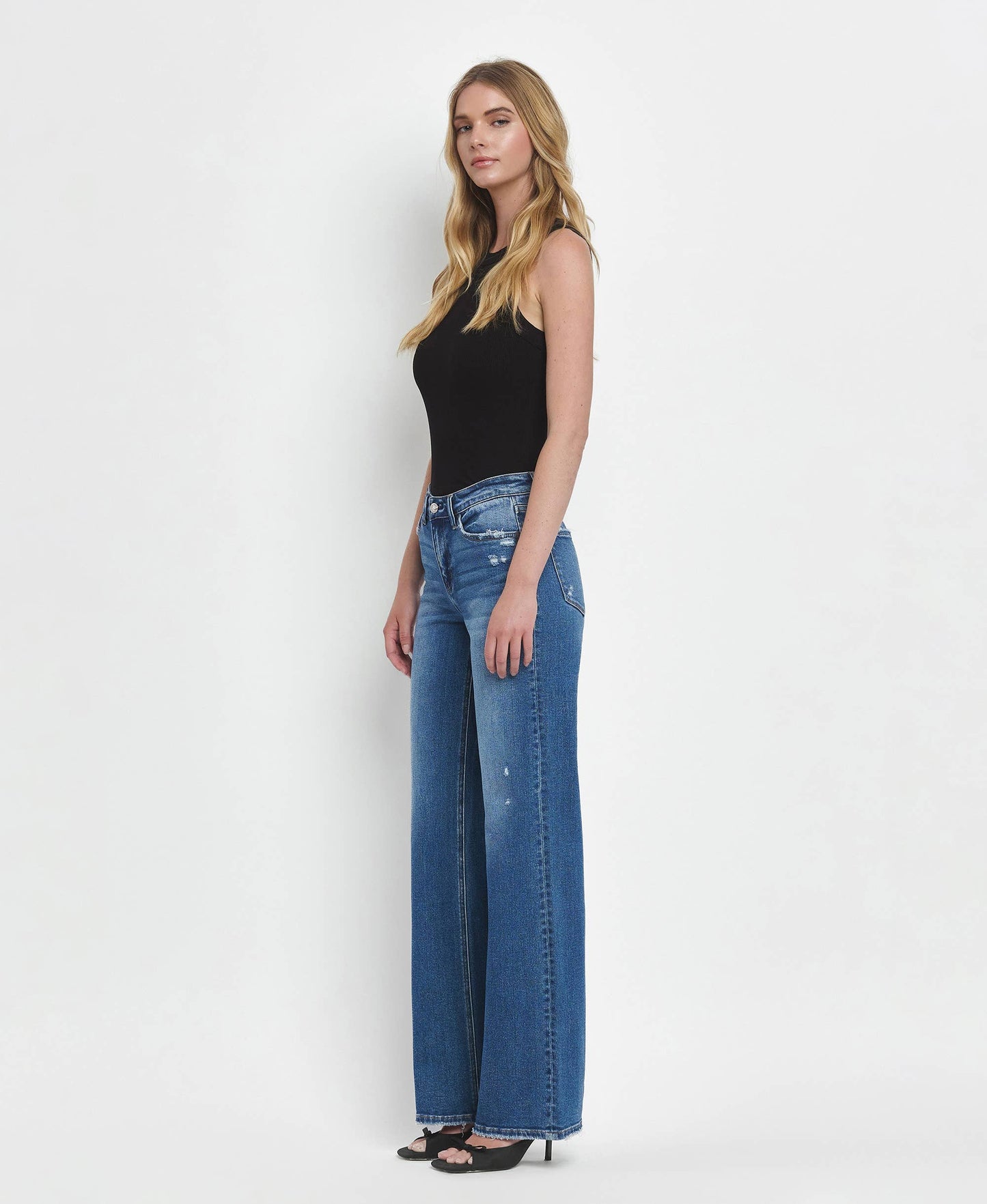 OLIVIA - MID RISE JEANS