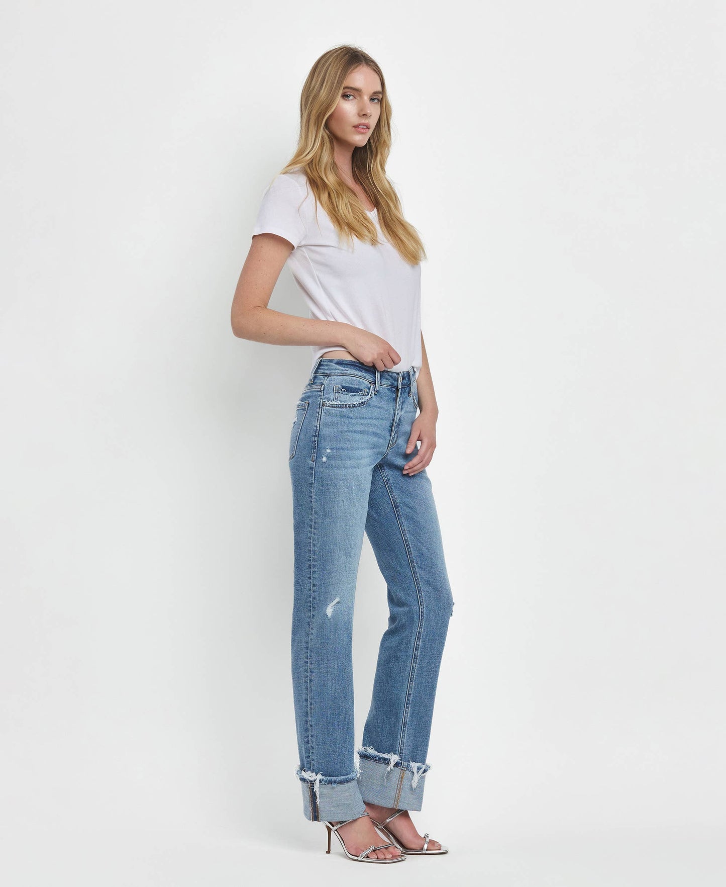 MID RISE CUFFED STRAIGHT JEANS
