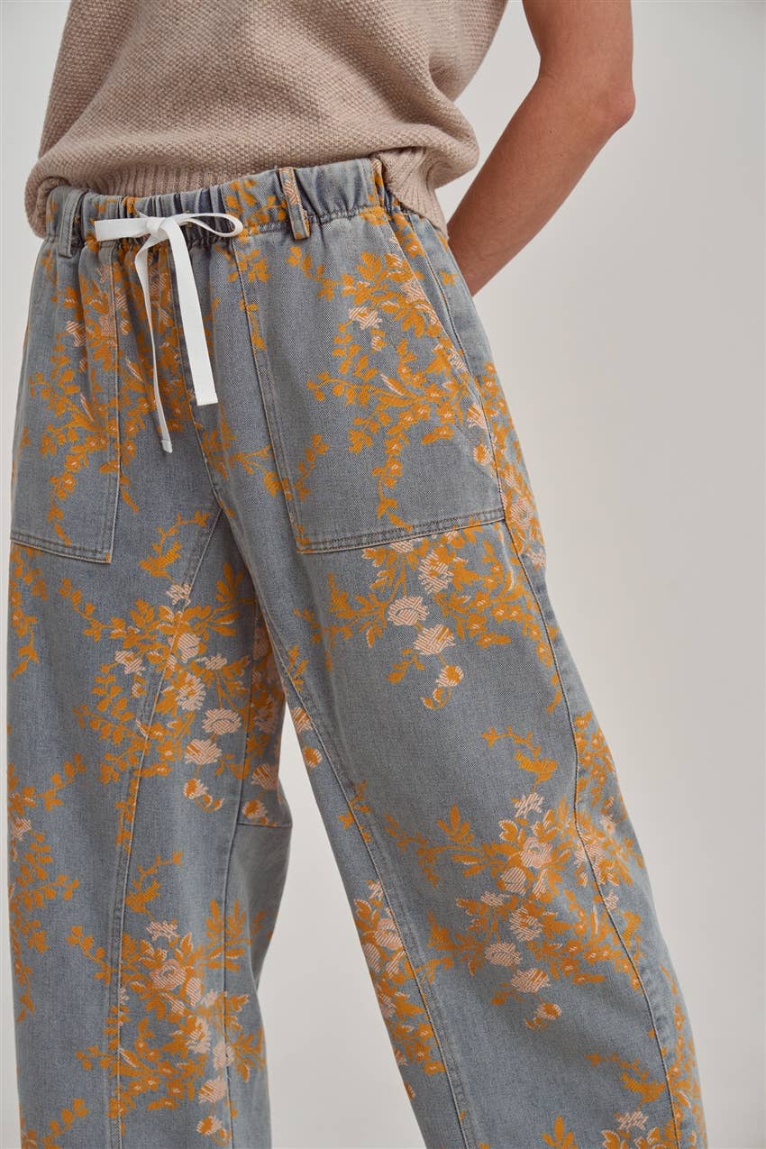 FLORAL DENIM JEANS
