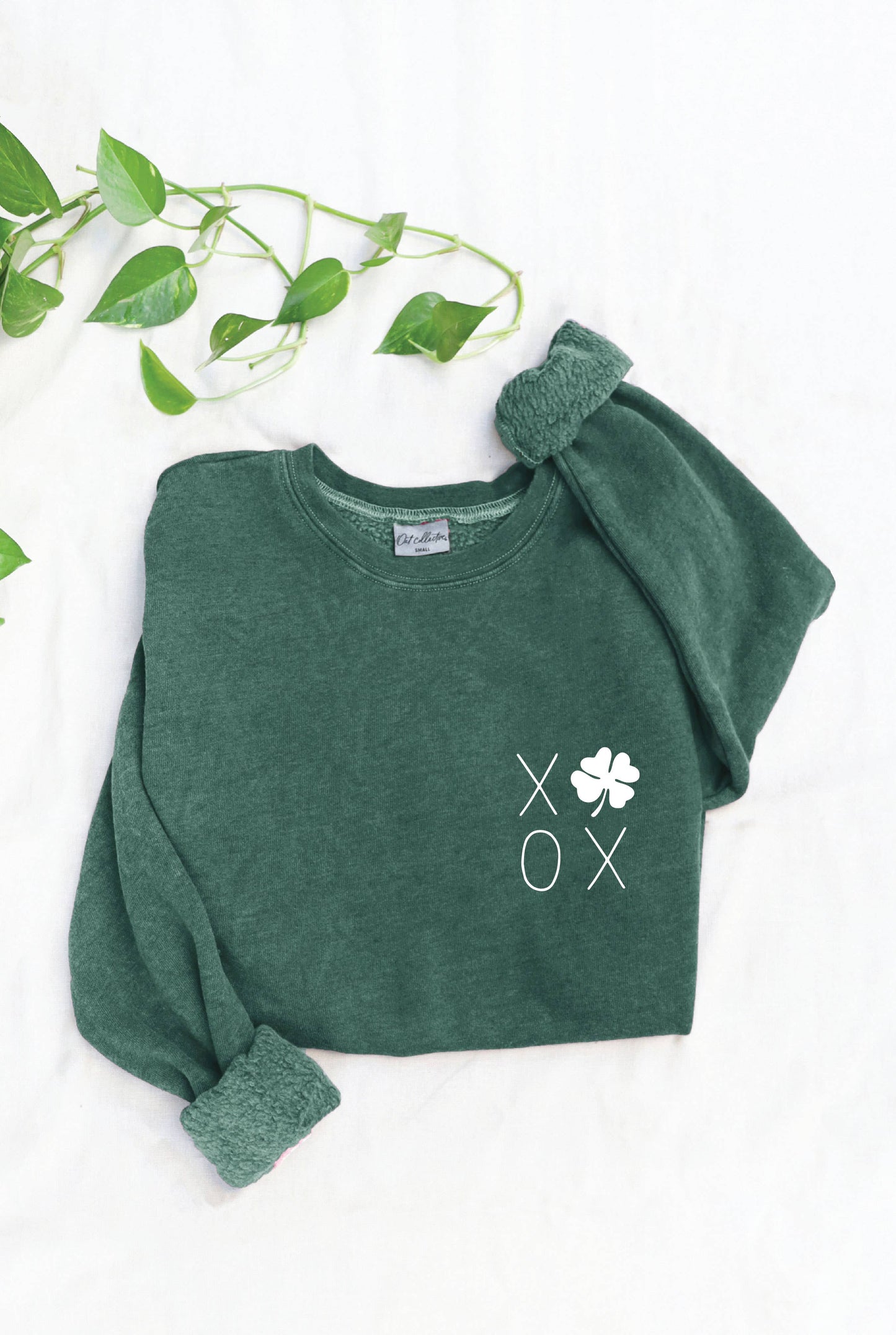 XOXO CLOVER Sweatshirt