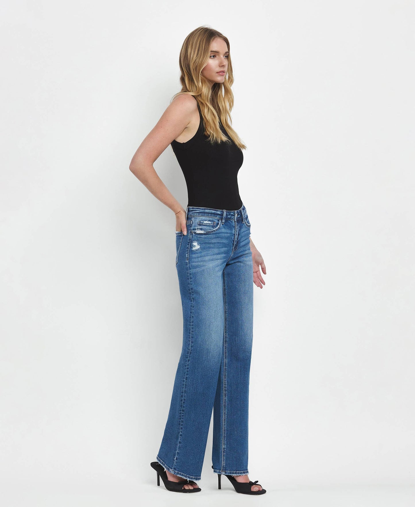 OLIVIA - MID RISE JEANS