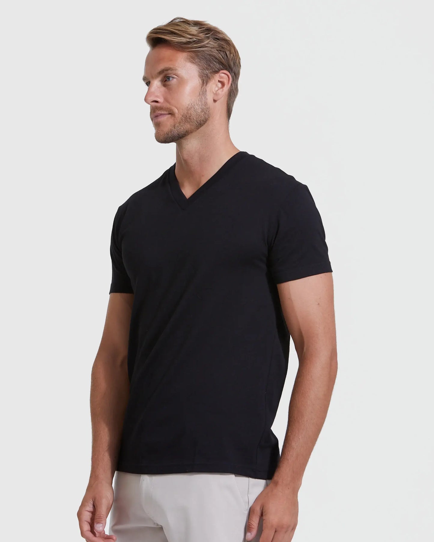 Short Sleeve T-Shirt | V-Neck | Black