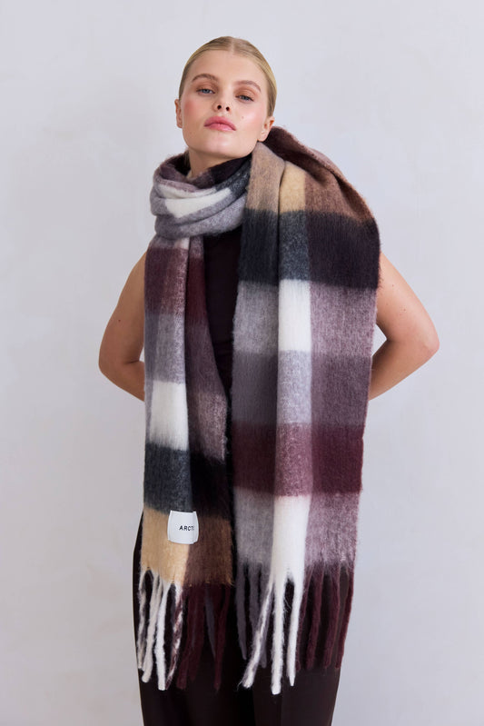 The Reykjavik Scarf - Dark Berry