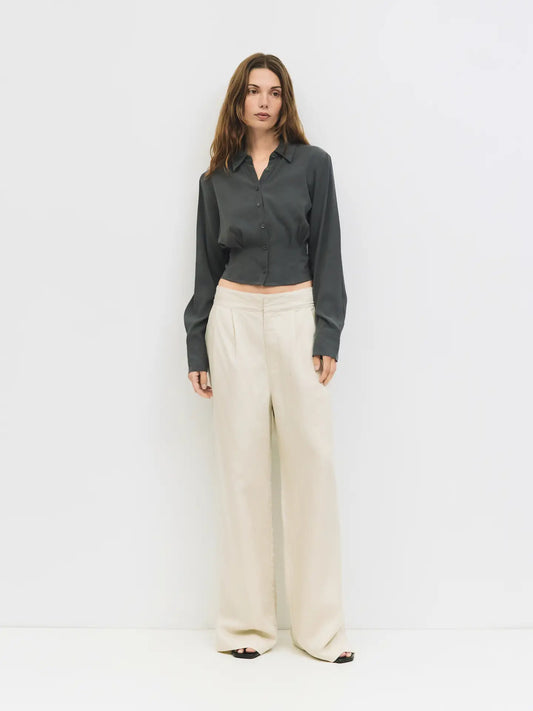 THE VIOLETA TOP