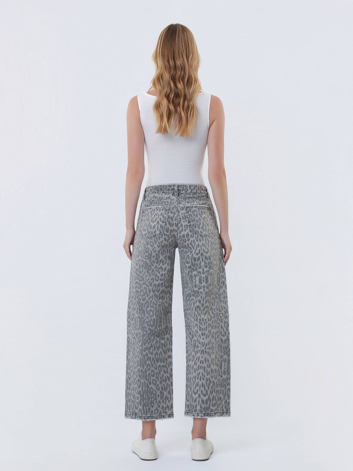 GREY LEOPARD BARREL JEANS